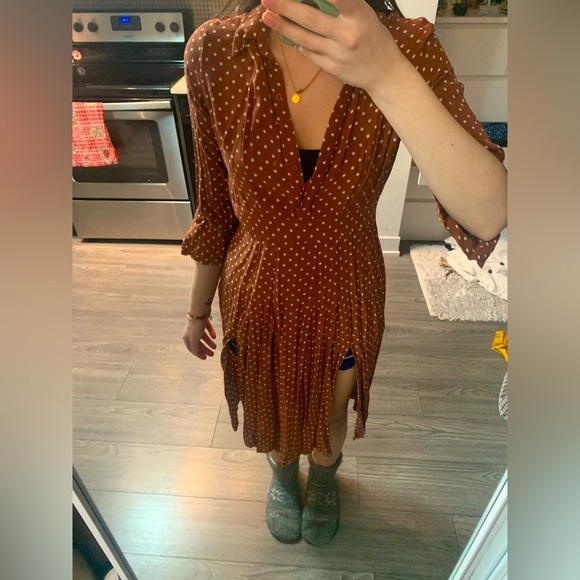 Topshop dotted skirt with 2 slits - Picture 1 of 7